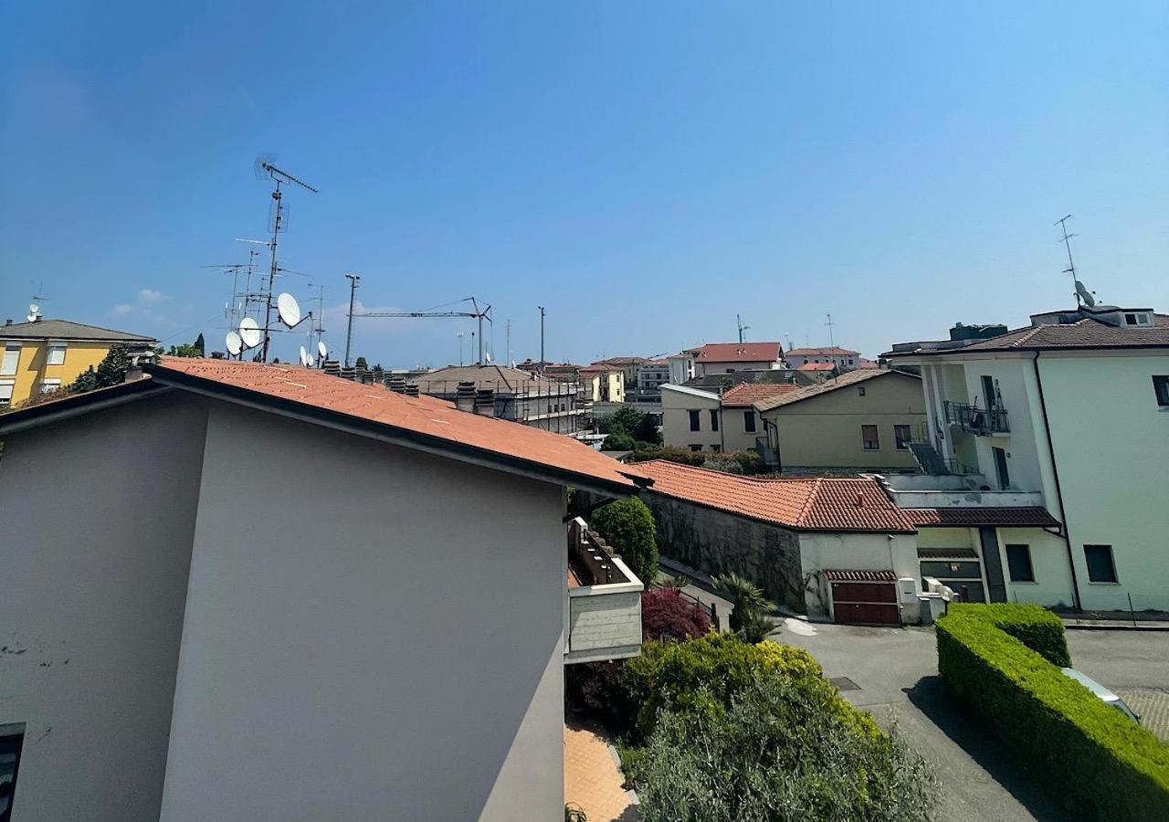 La Magnolia Apartaments IV Tulip Desenzano del Garda Eksteriør bilde